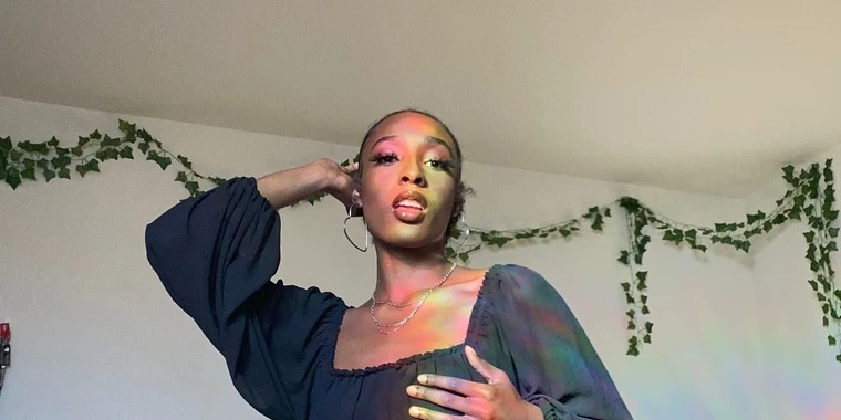 creator header picture