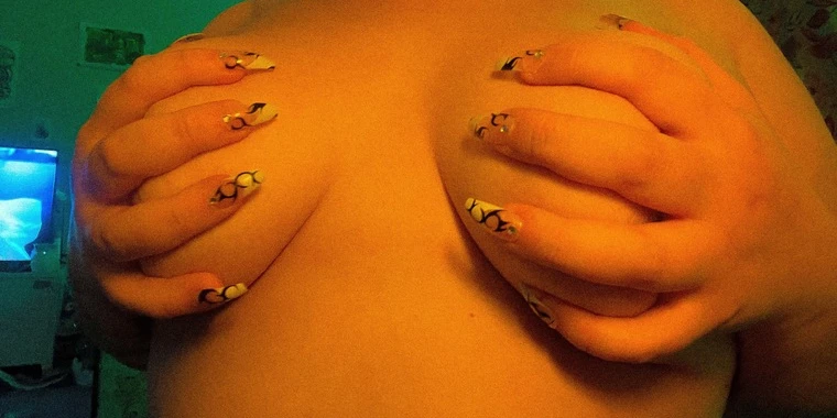 creator header picture