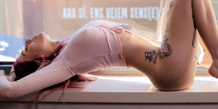 creator header picture