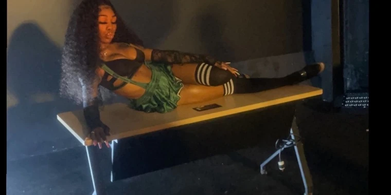 creator header picture