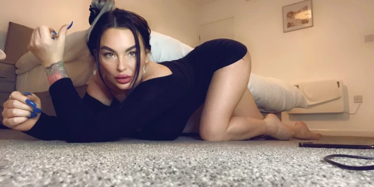 creator header picture