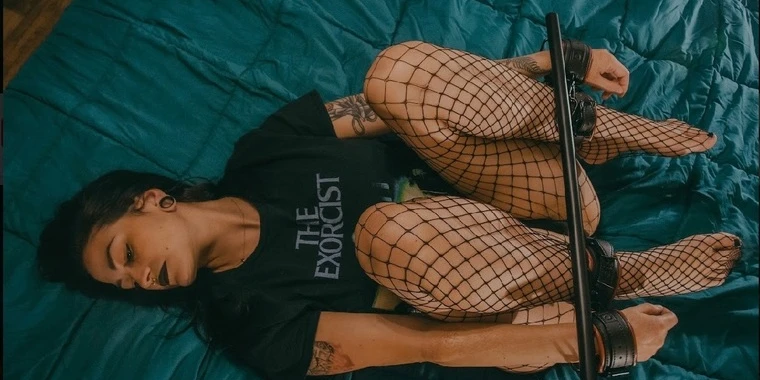 creator header picture