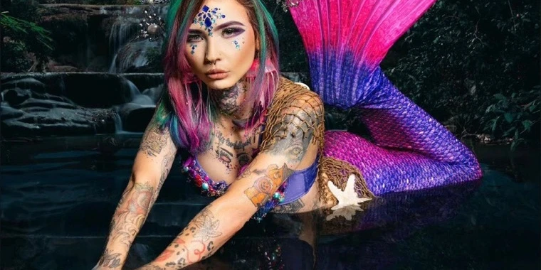 creator header picture