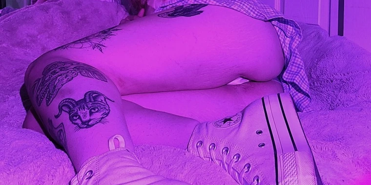creator header picture