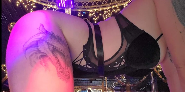 creator header picture