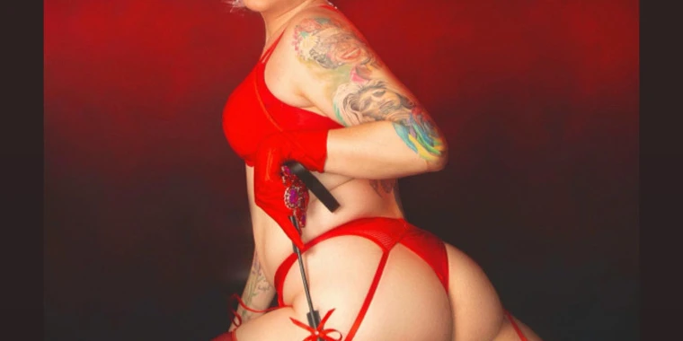 creator header picture