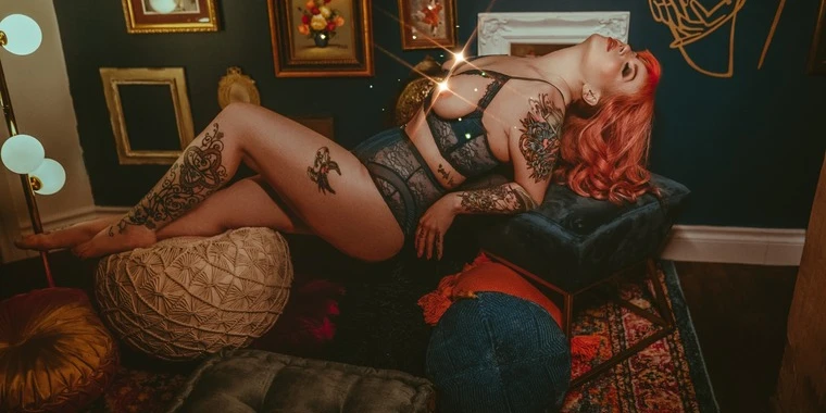 creator header picture