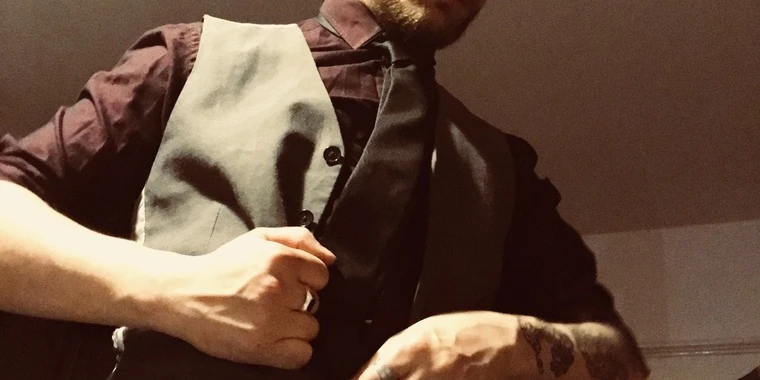 creator header picture