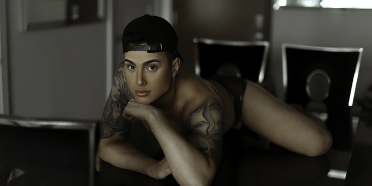 creator header picture