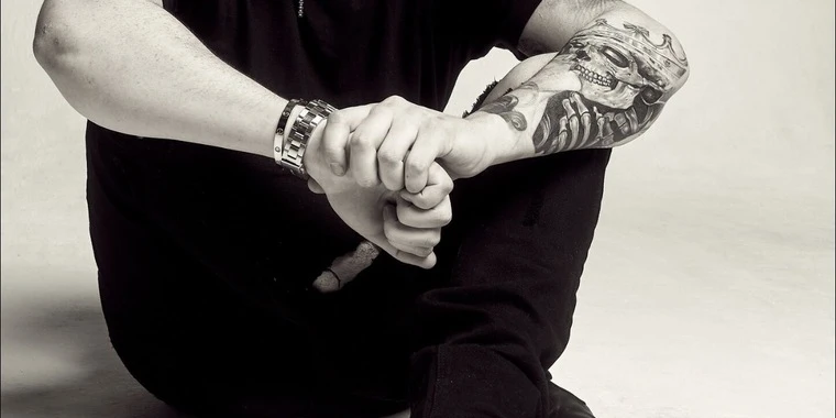 creator header picture