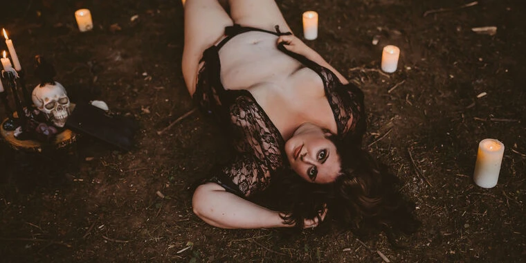 creator header picture