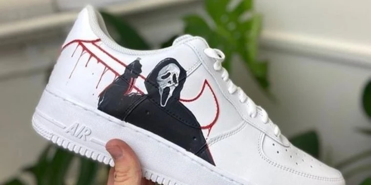 creator header picture