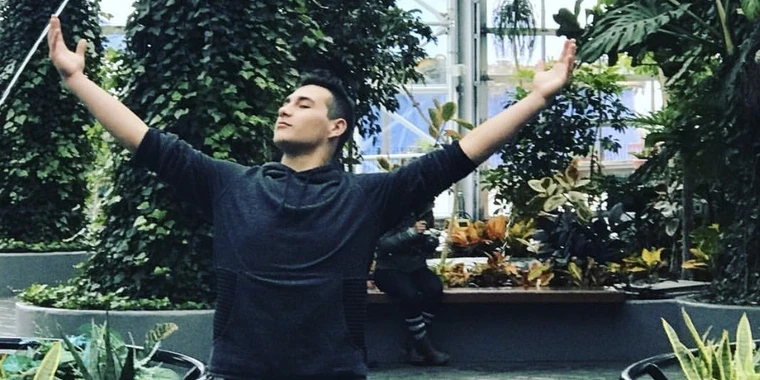 creator header picture