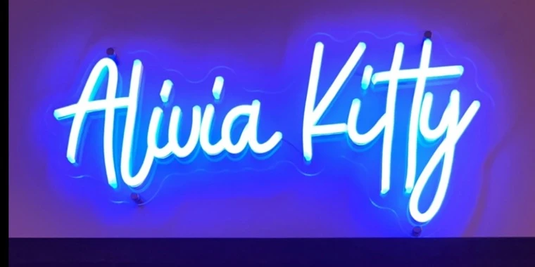 creator header picture