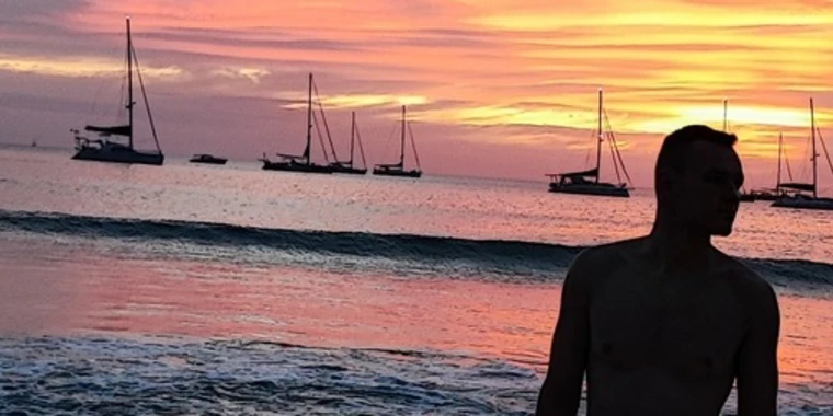 creator header picture