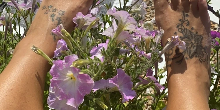 creator header picture
