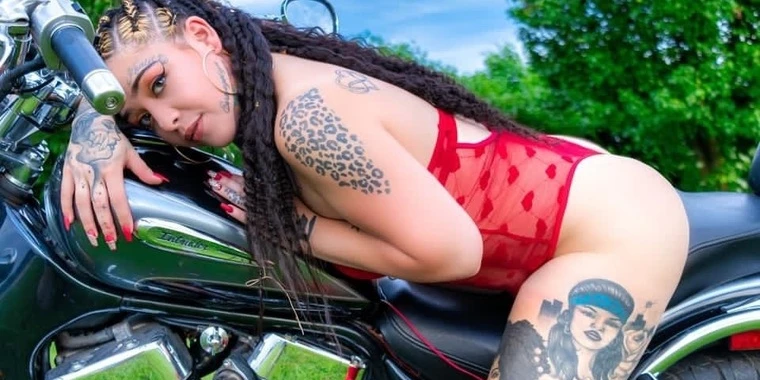 creator header picture