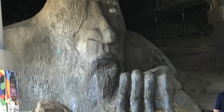 creator header picture
