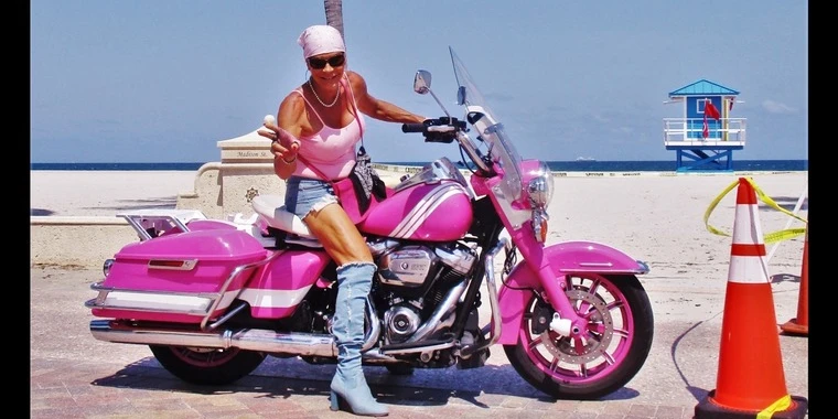 creator header picture