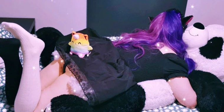 creator header picture