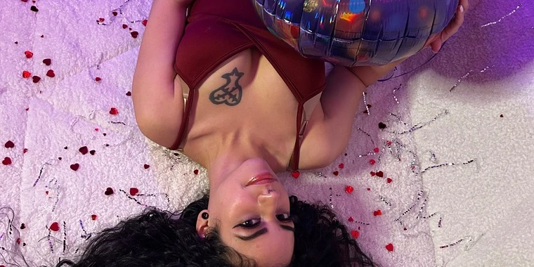creator header picture