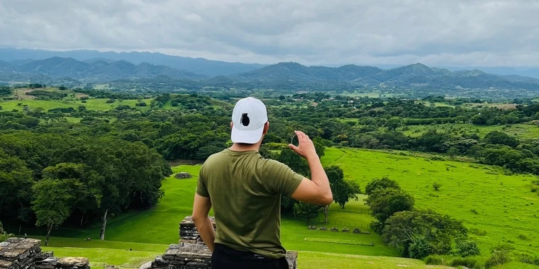 creator header picture
