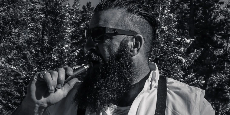 creator header picture