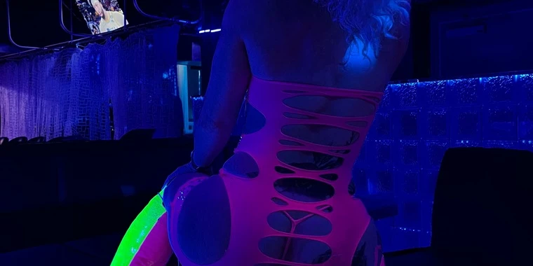 creator header picture