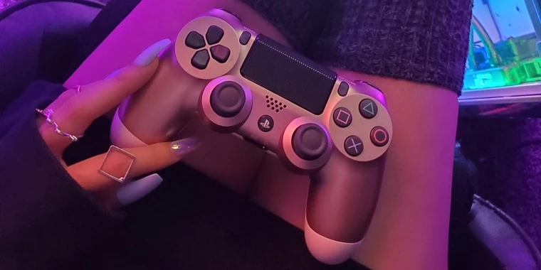 creator header picture