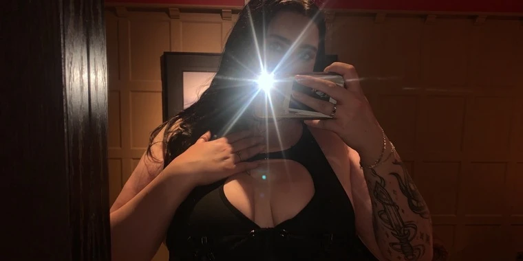 creator header picture