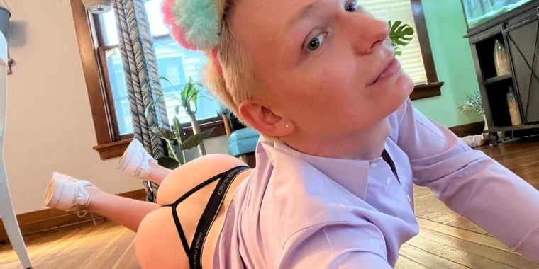 creator header picture
