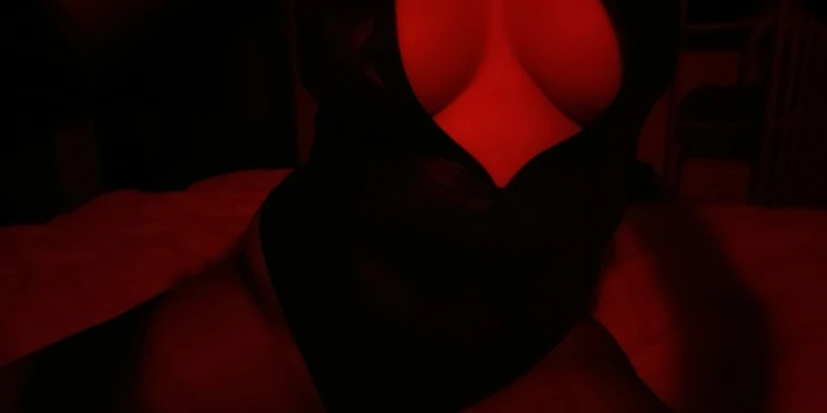 creator header picture