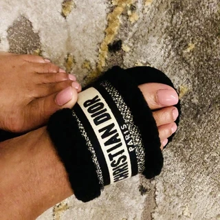 Aarmanifeet
