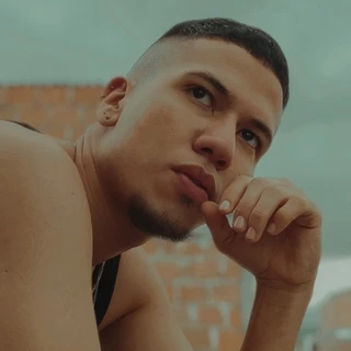 Aaron viera