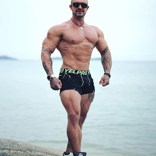 Aaron Wild