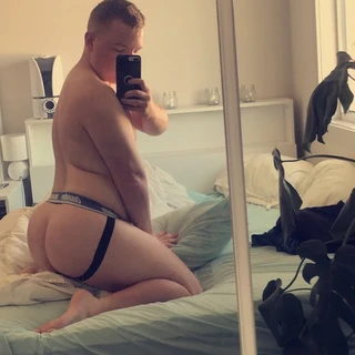 Aaron Dxxx