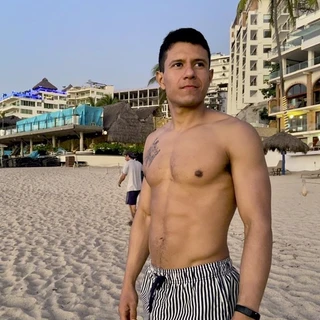 Aaron Lozano
