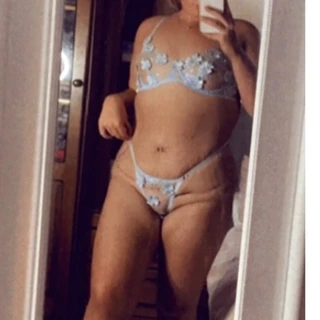 Abbie_x