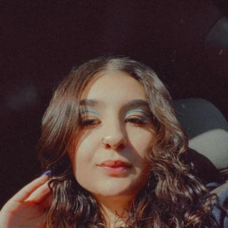 Acacia Hutchinson