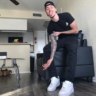 Jr.