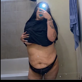 P 🦋