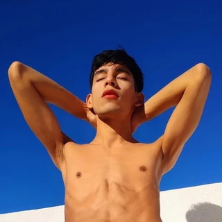 Adam Dorado