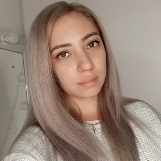 ⭐️Adelina Bianca⭐️
