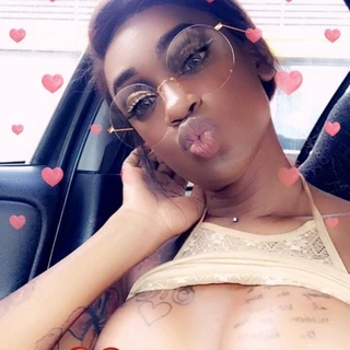 Adoradeuproar
