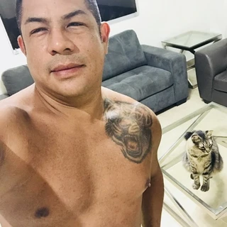 Adriano0001