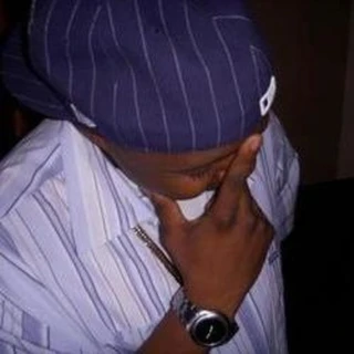 Quez_Da_Bozz