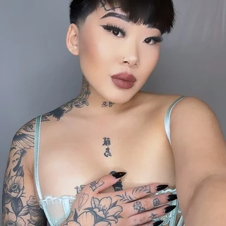 AIKO 🩸 愛子