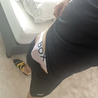 😈