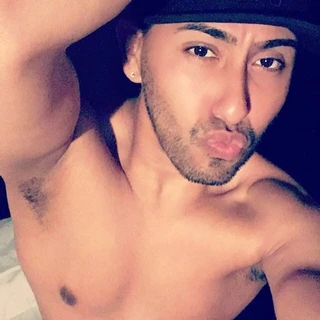 AJ