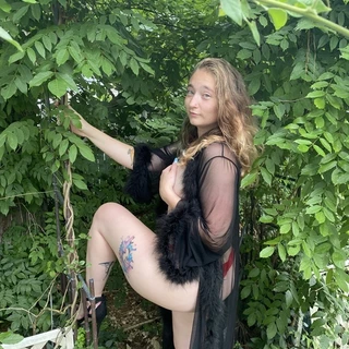 Alaina Reign